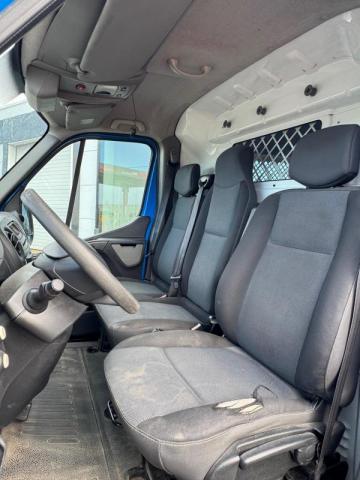 Renault Master image 1