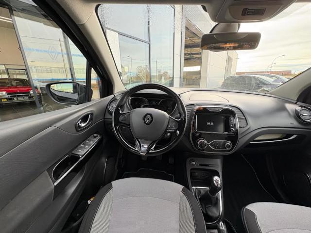 Renault Captur image 2