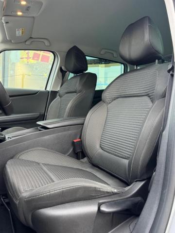 Renault Grand Scénic image 2