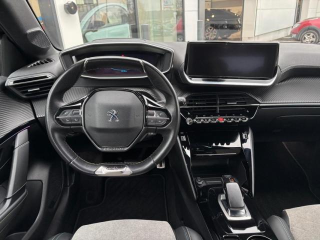 Peugeot 208 image 5