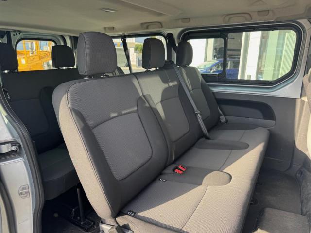 Renault Trafic image 1