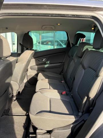 Renault Grand Scénic image 4