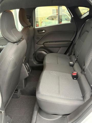 Renault Captur image 8