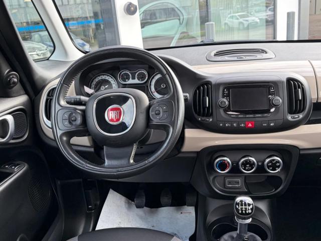Fiat 500l image 3