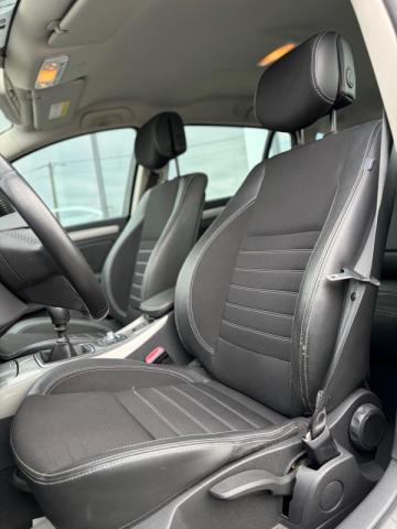 Renault Laguna image 6