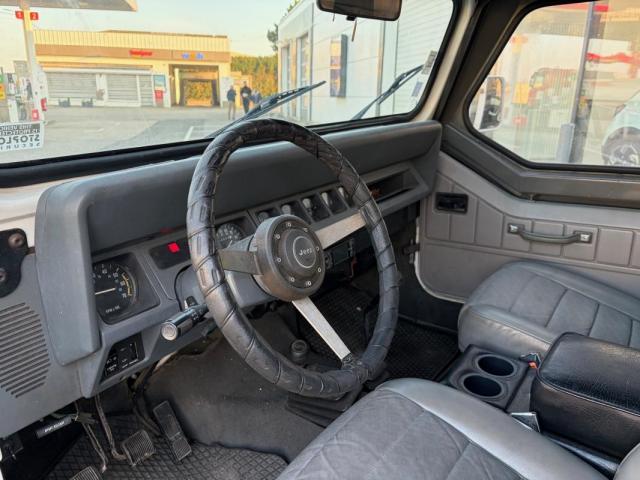 Jeep Wrangler image 4