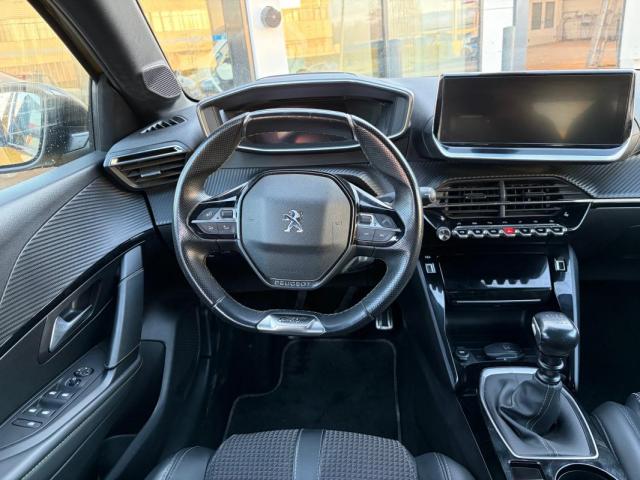 Peugeot 208 image 5