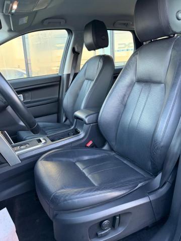 Land Rover Discovery image 4