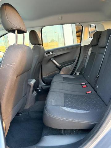 Peugeot 2008 image 3