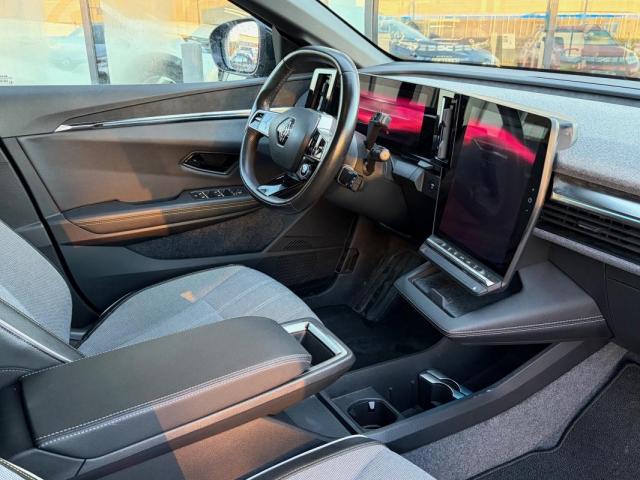 Renault Mégane E-Tech image 7