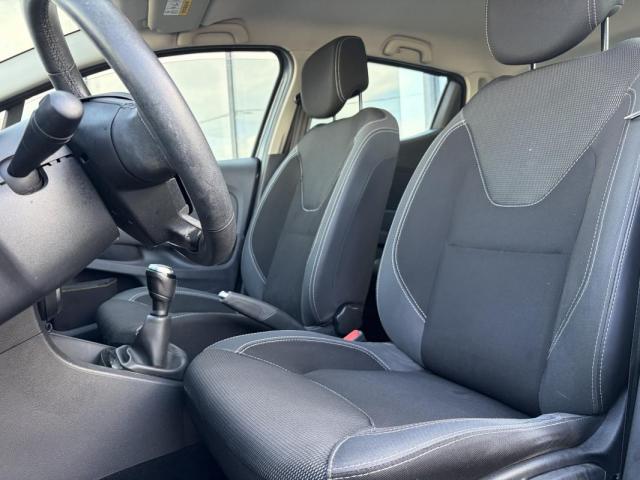 Renault Clio image 2