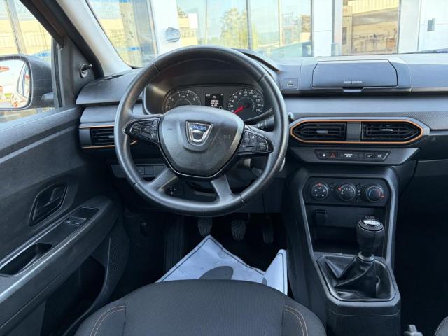 Dacia Sandero image 2