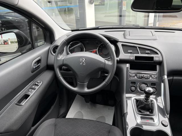Peugeot 3008 image 2