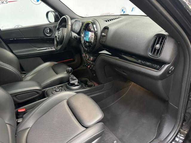 Mini Countryman image 9