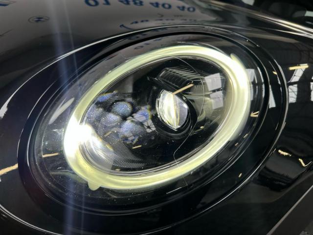 Mini Cabrio image 3