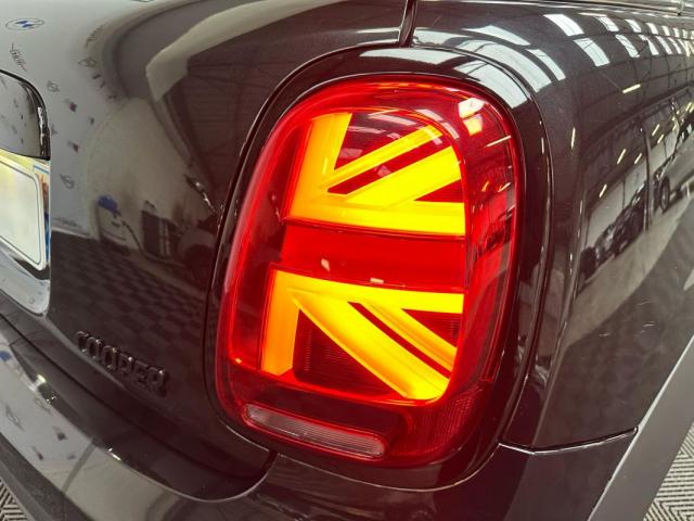 Mini Cabrio image 8