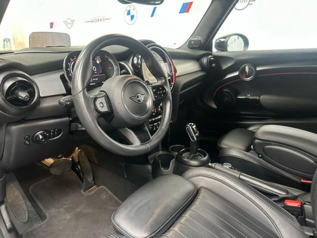 Mini Cabrio image 4