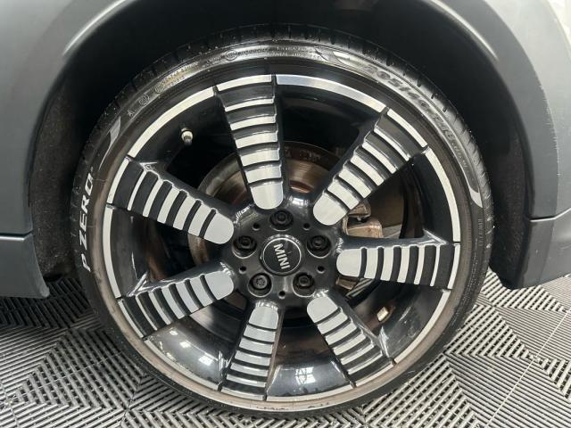 Mini Cabrio image 5