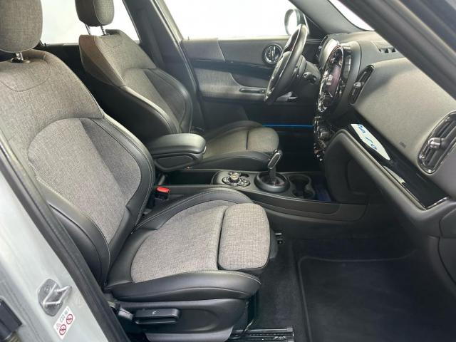 Mini Countryman image 8
