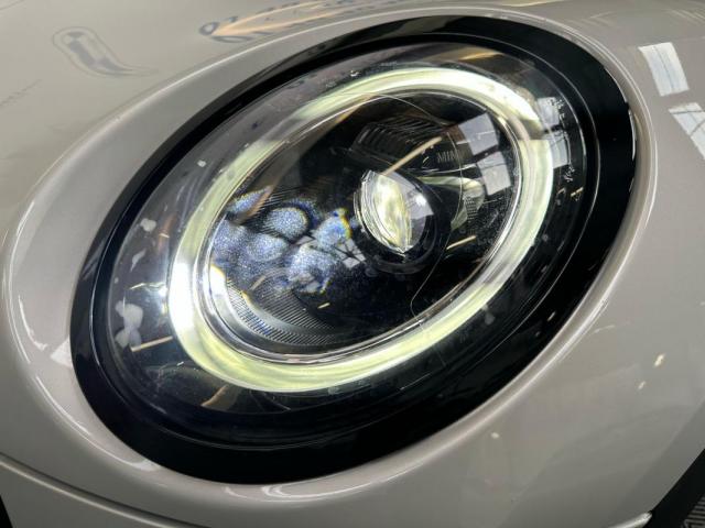 Mini Clubman image 2
