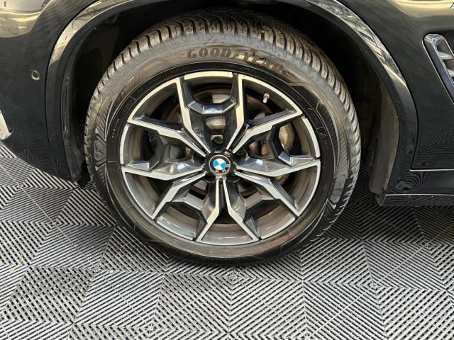 Bmw X4 image 2