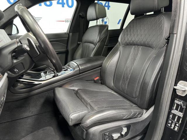 Bmw X7 image 9
