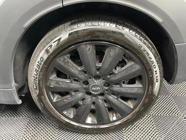 Mini Countryman image 8