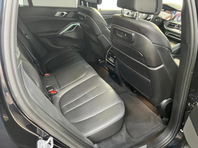 Bmw X6 image 2