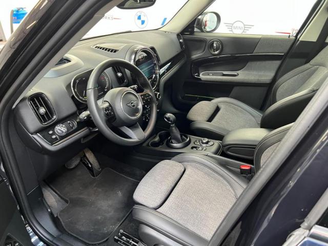 Mini Countryman image 8
