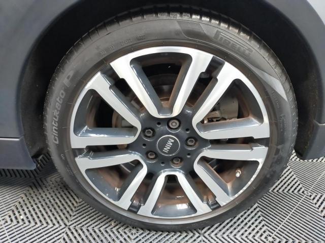 Mini Cabrio image 6