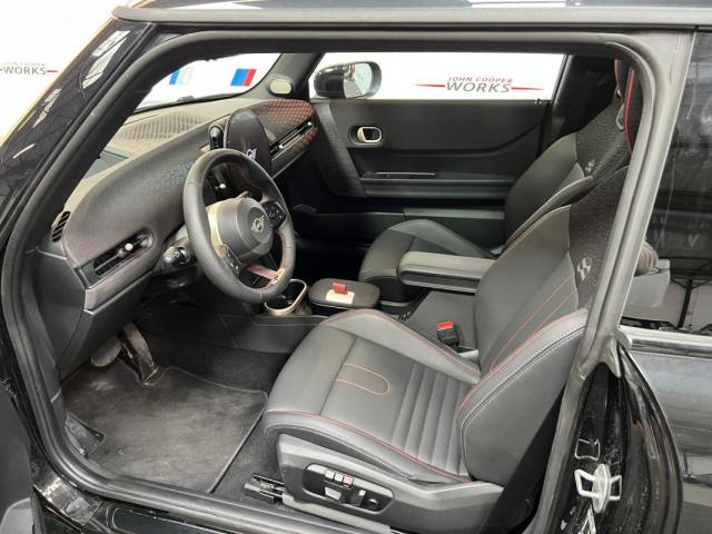 Mini Cooper image 8