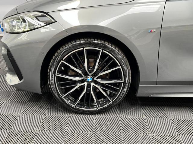 Bmw Série 1 image 2
