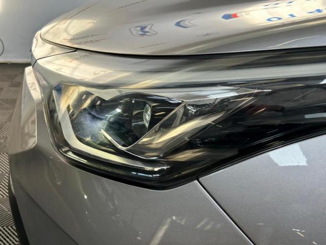 Toyota C-Hr image 8