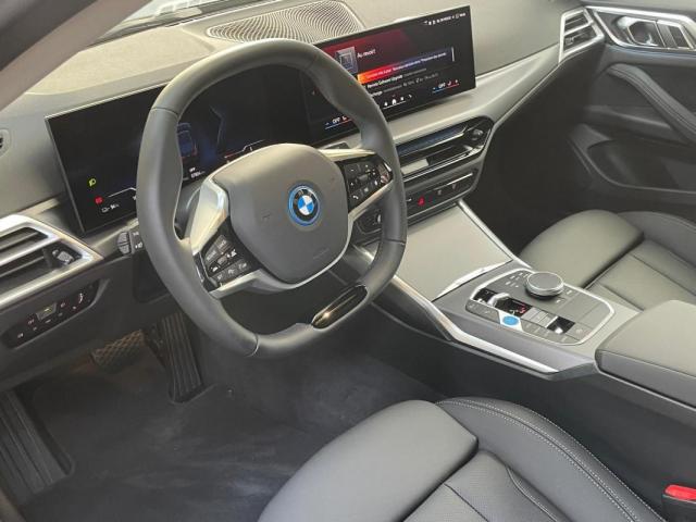 Bmw I4 image 2