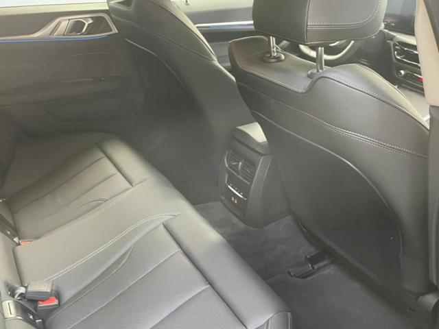 Bmw I4 image 9