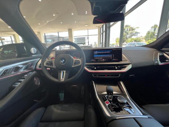 Bmw Xm image 8