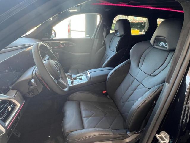 Bmw Xm image 4