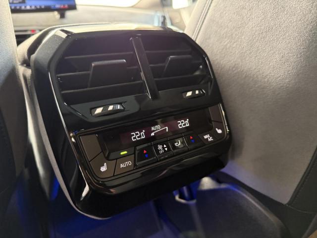 Bmw Ix image 5