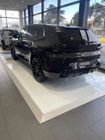 Bmw Xm image 2