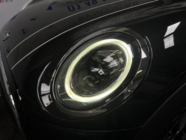 Mini Cabrio image 6