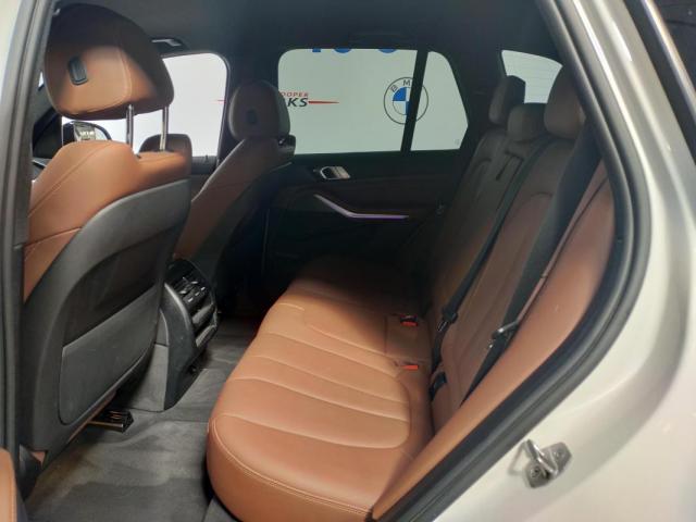 Bmw X5 image 2
