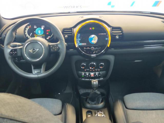 Mini Clubman image 7
