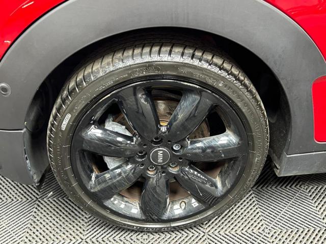 Mini Clubman image 5