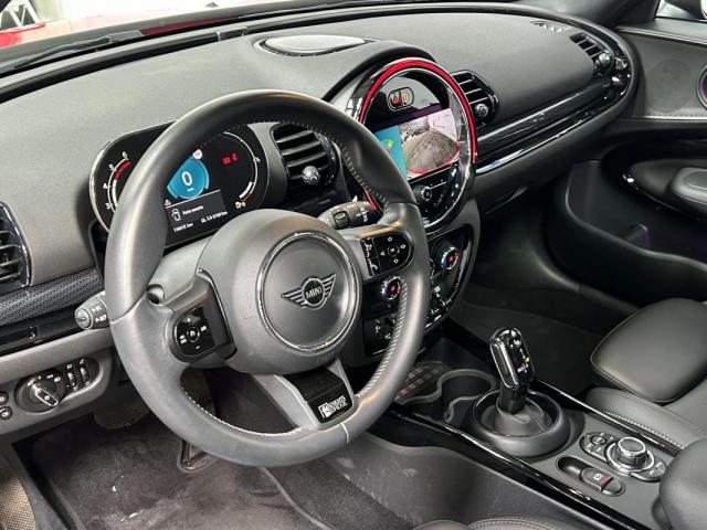 Mini Clubman image 9