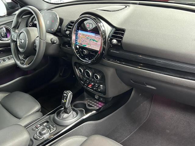 Mini Clubman image 6