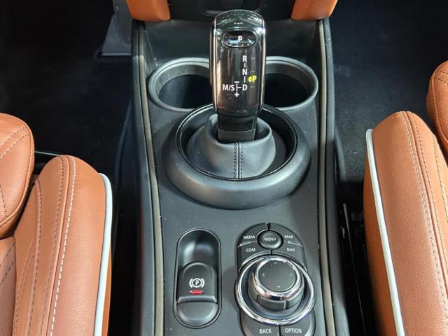 Mini Countryman image 8