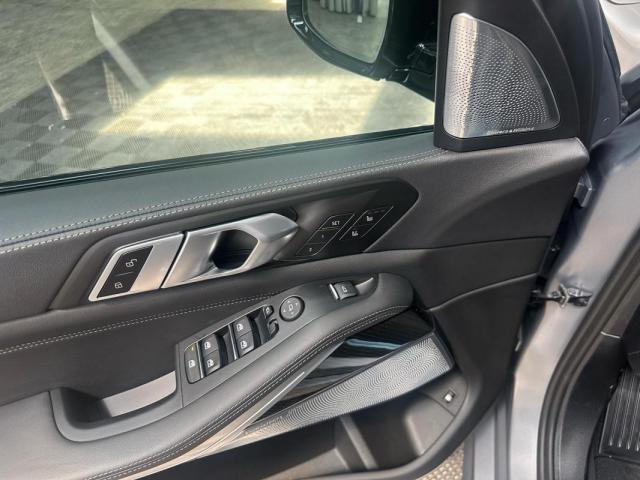 Bmw X5 image 9