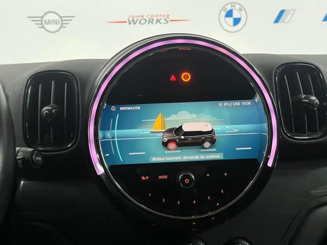 Mini Countryman image 9