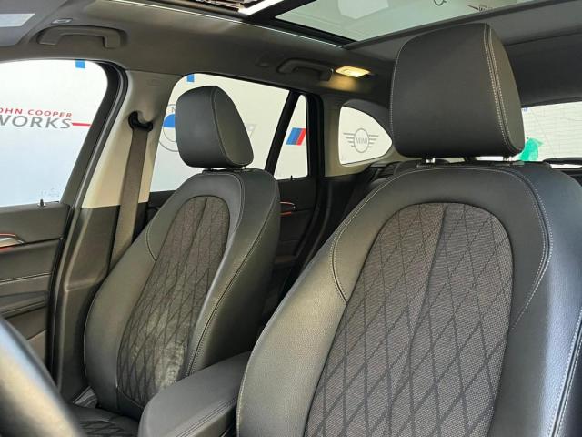 Bmw X1 image 8