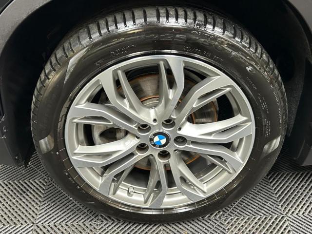 Bmw X1 image 1